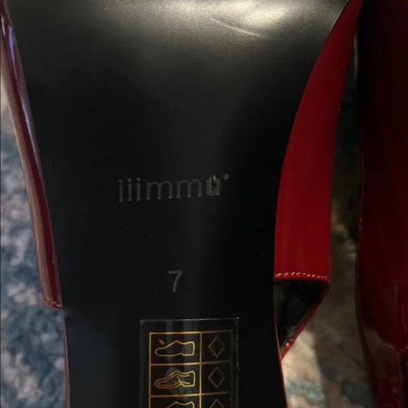 Sophisticated Red Pointed Toe Slingback Heels - Picture 6 of 6